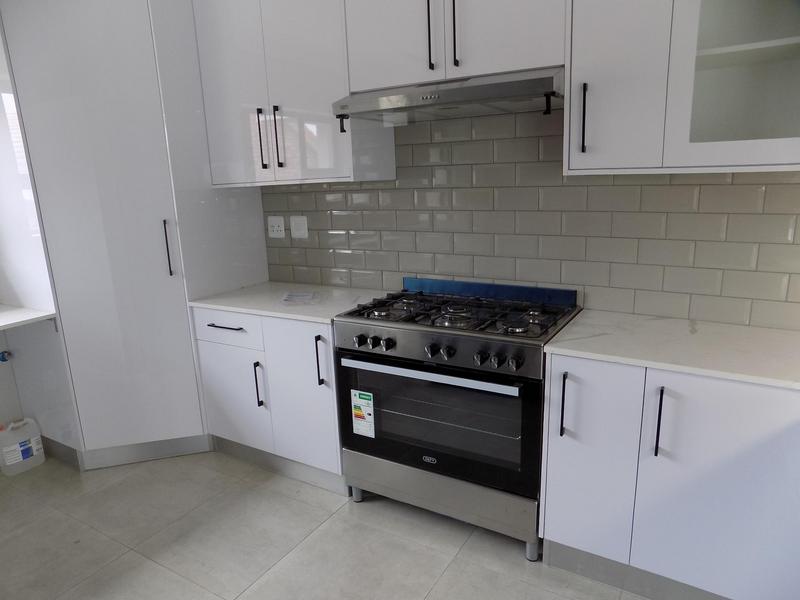 3 Bedroom Property for Sale in Fraaiuitsig Western Cape